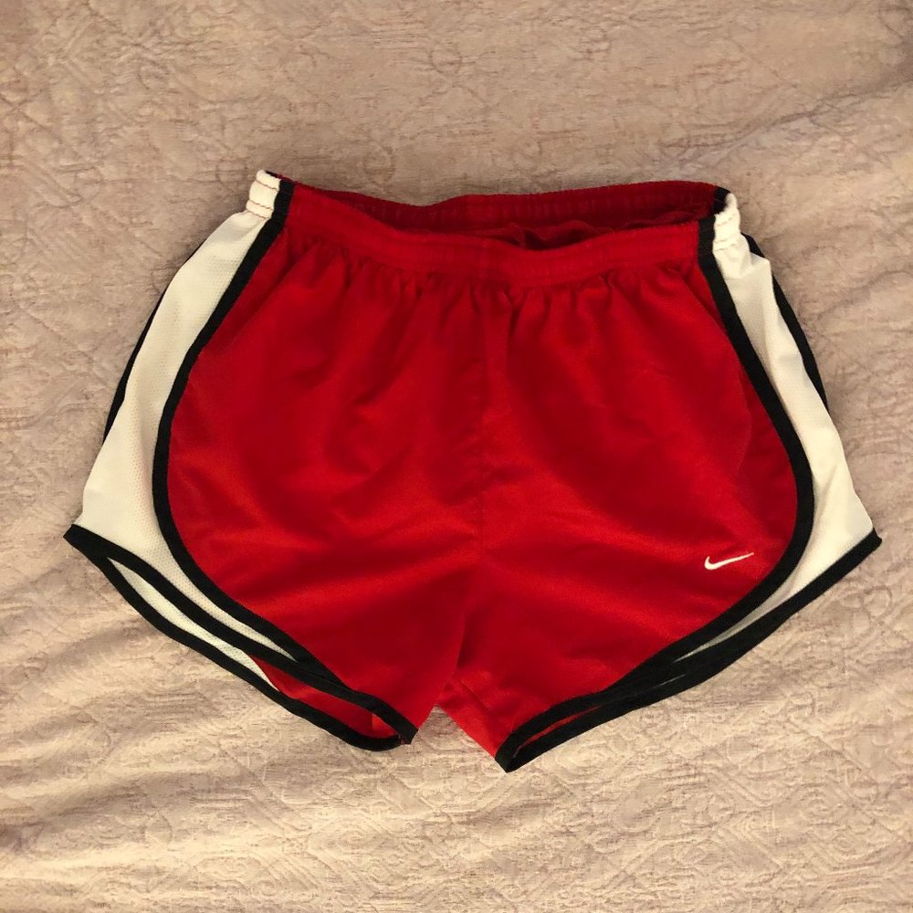 NIKE DRI FIT RUNNING SHORTS